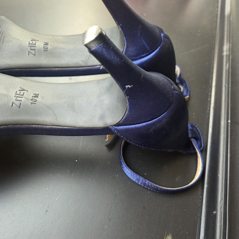 Zriey Elegant Navy Blue Women's Heels - Picture 4 of 6